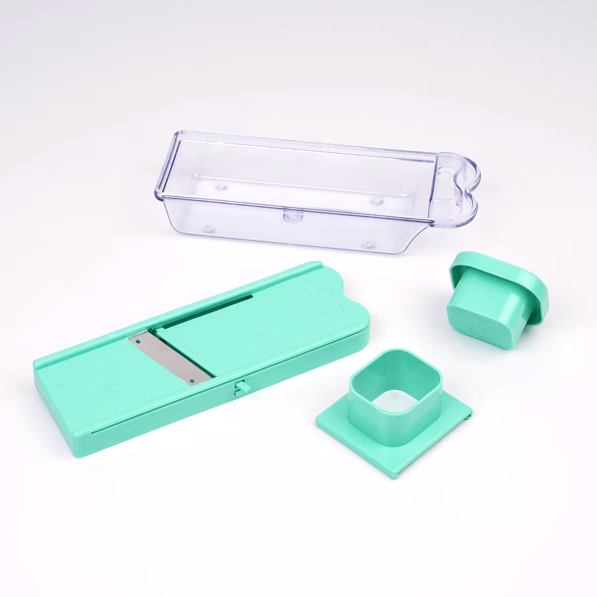Rosemary Cove Polypropylene Dry Fruit Chopper in Mint