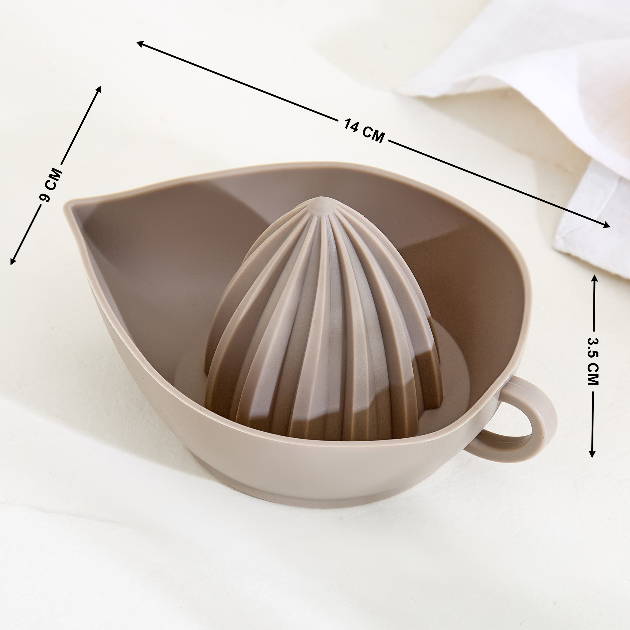 Rosemary Springfield Silicone Lemon Juicer in Brown