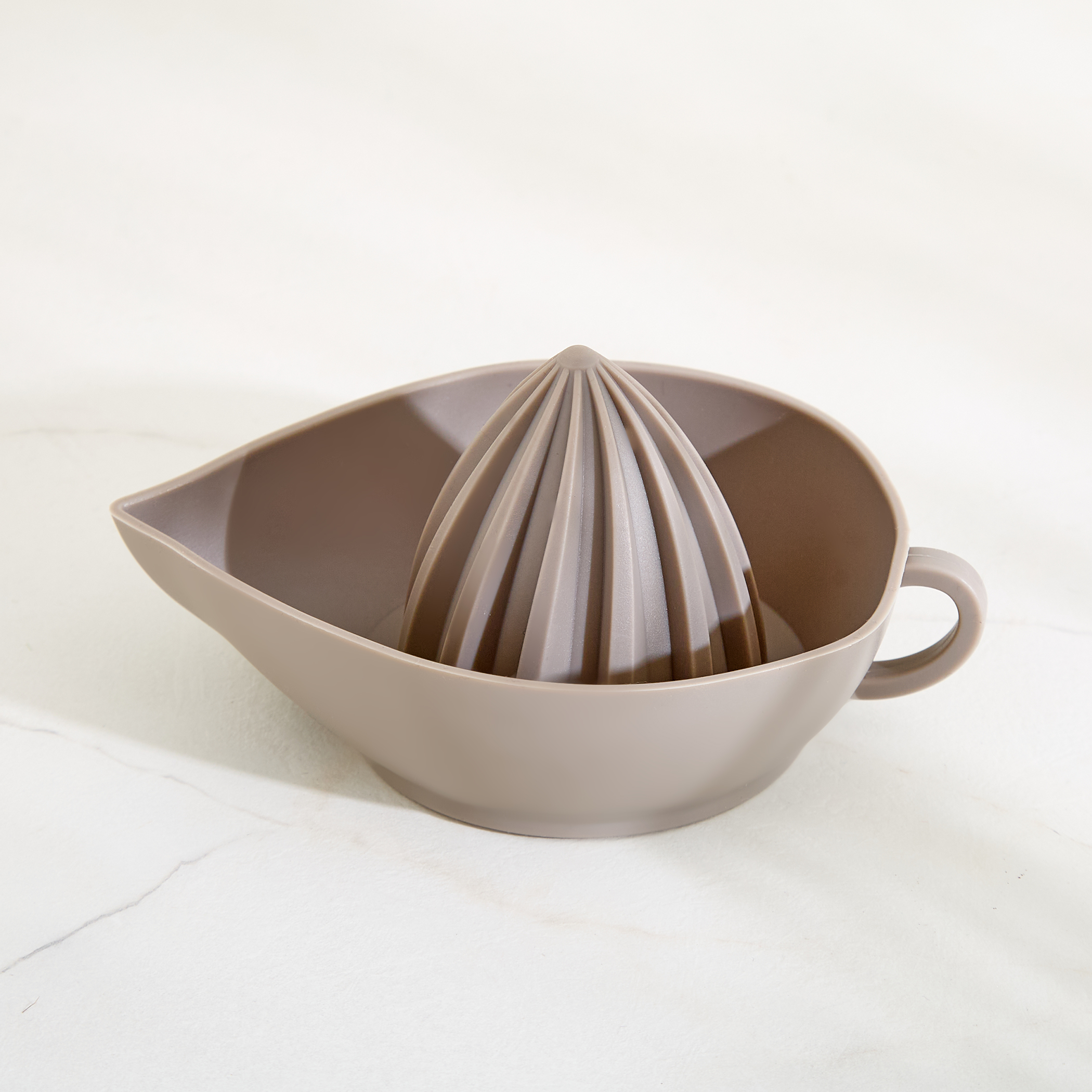 Rosemary Springfield Silicone Lemon Juicer in Brown