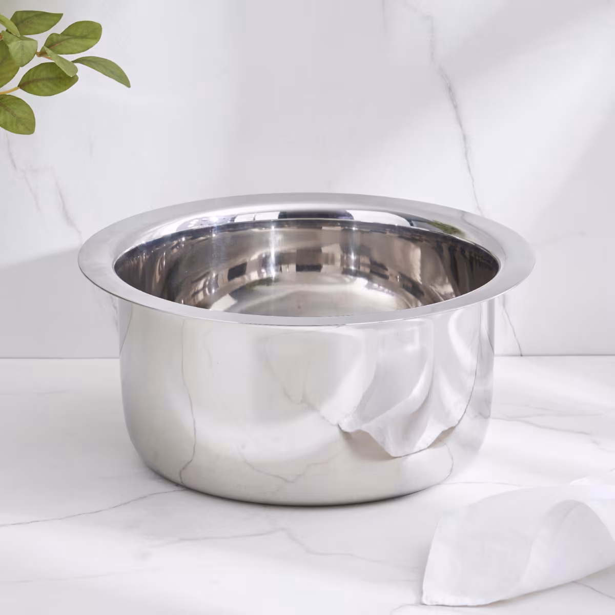 Adalyn Grit Stainless Steel Induction Compatible Pot - 2.5L in Silver