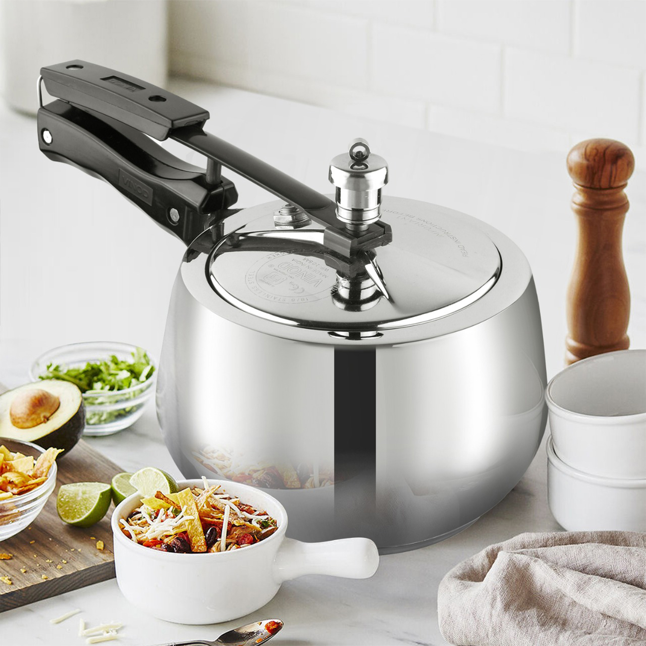 VINOD Europa 18/8 Stainless Steel Inner Lid Pressure Cooker - 3L in Silver