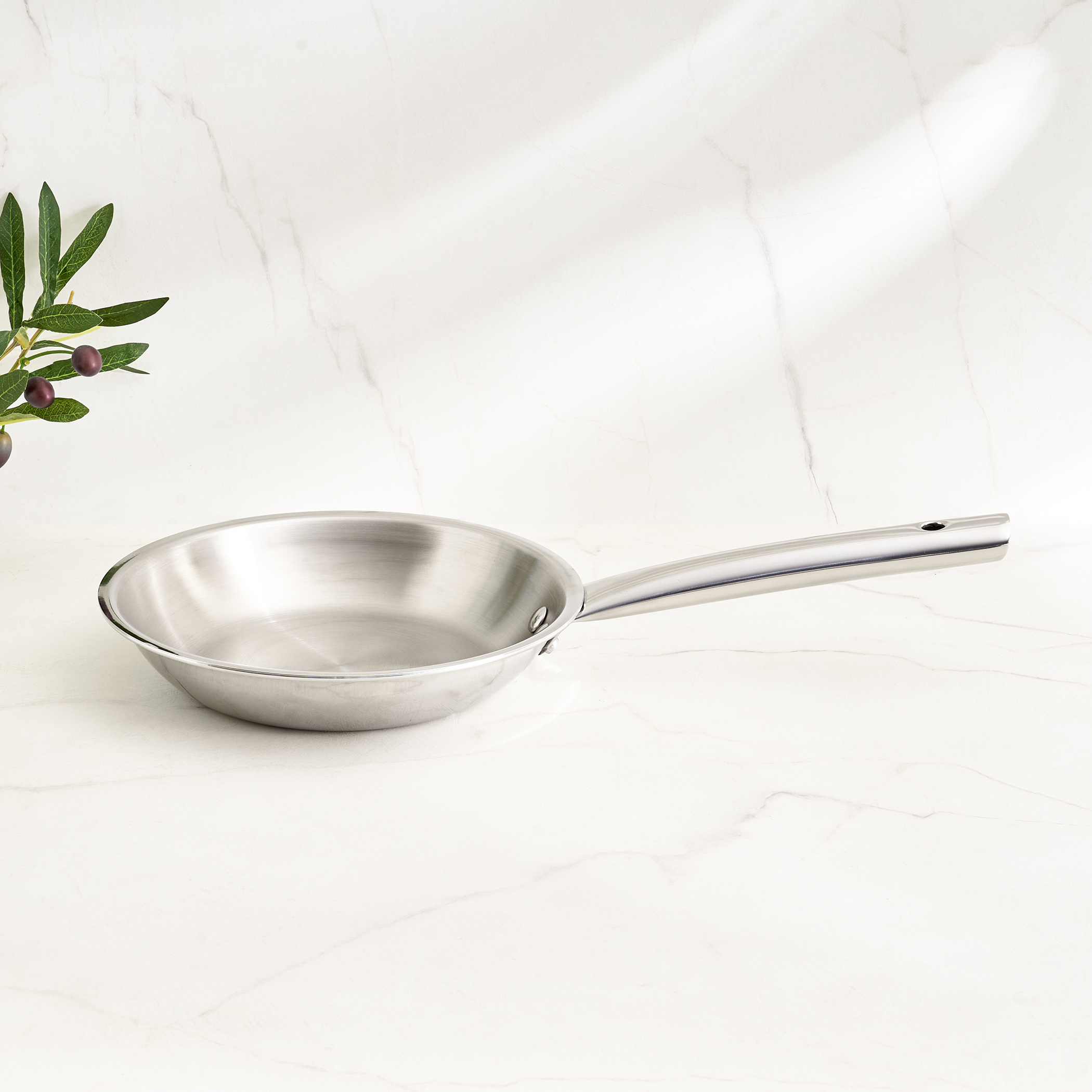 Valeria Carin Tri-Ply Stainless Steel Induction Compatible Frying Pan - 1L in Silver