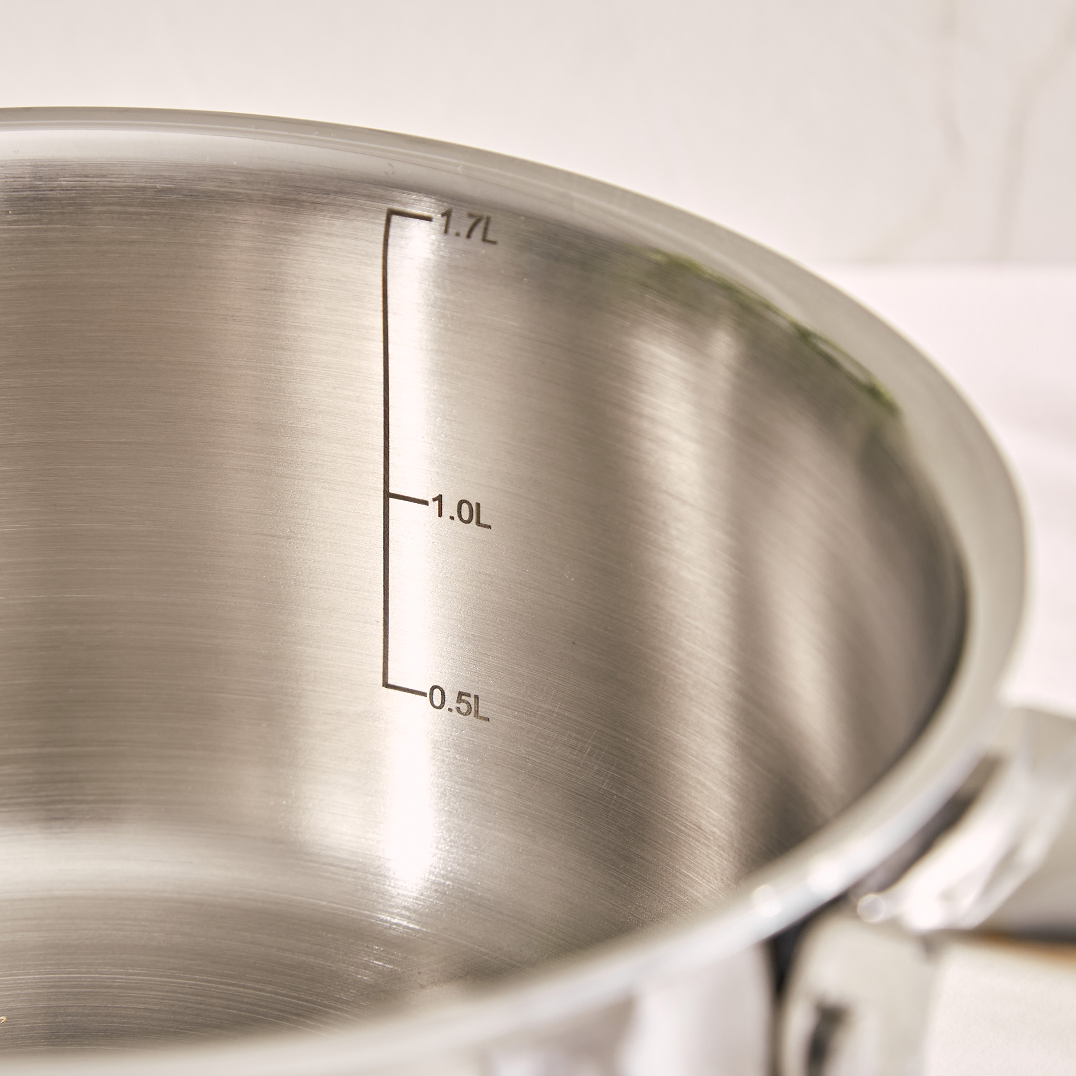 Valeria Carin Tri-Ply Stainless Steel Induction Compatible Milk Pan - 1.7L in Silver