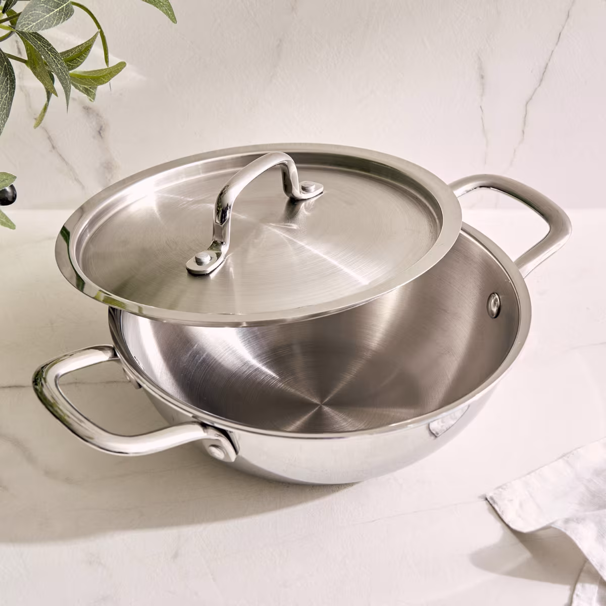 Valeria Carin Tri-Ply Stainless Steel Induction Compatible Kadhai with Lid - 1.6L in Silver