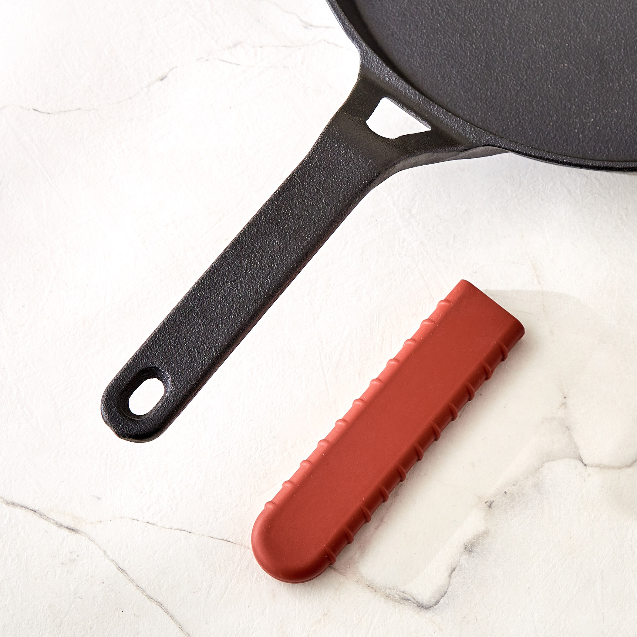 Terra Tales Sally Cast Iron Frying Pan - 28cm in Black
