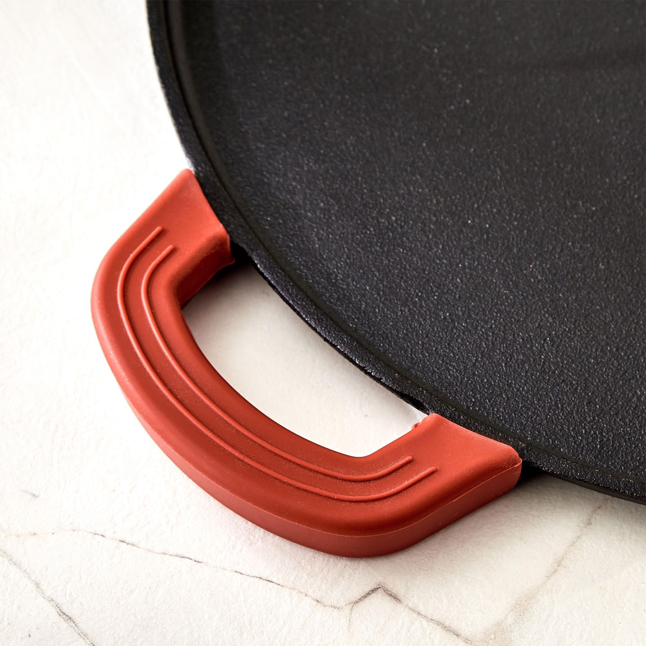 Terra Tales Sally Cast Iron Dosa Tawa - 30cm in Black