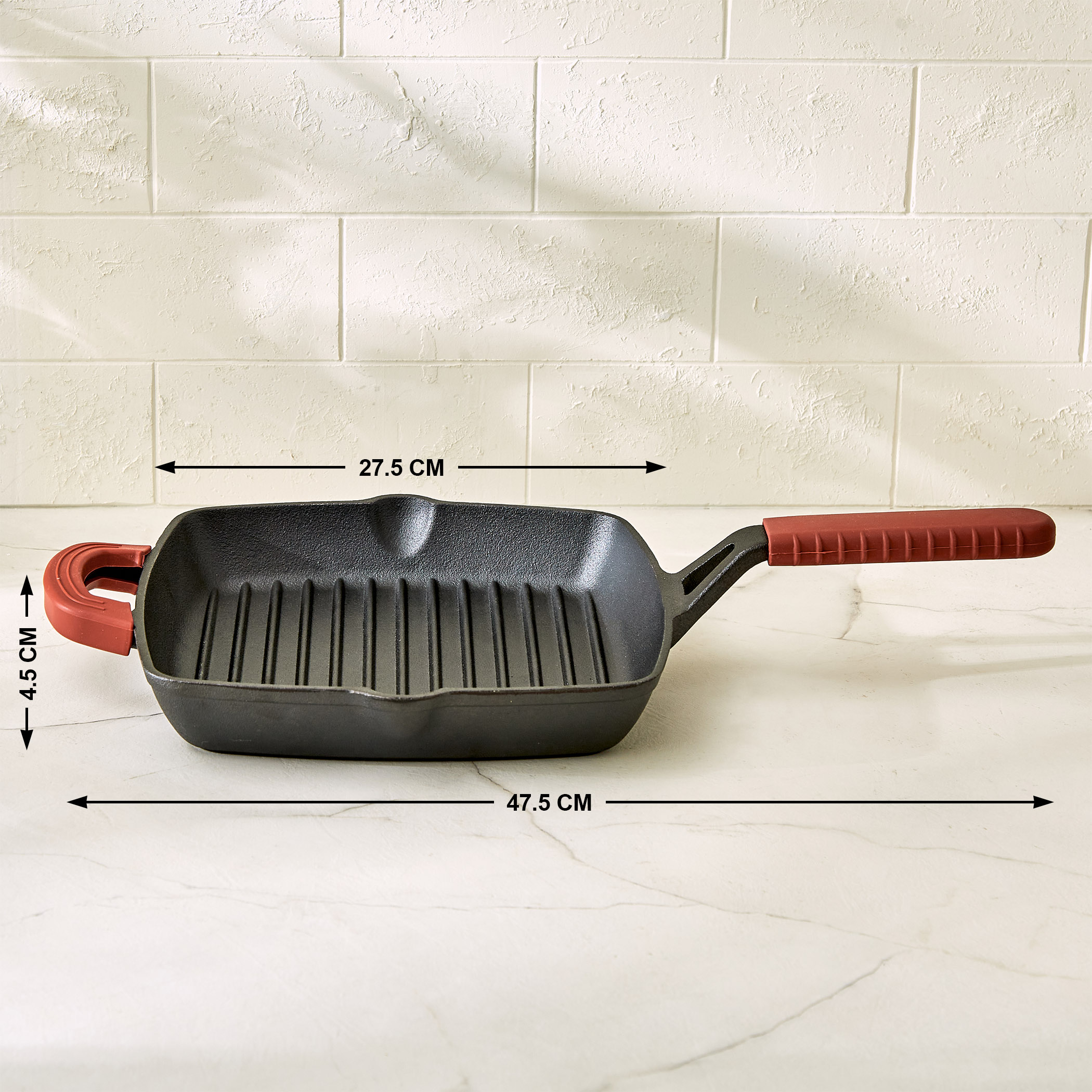 Terra Tales Sally Cast Iron Grill Pan in Black