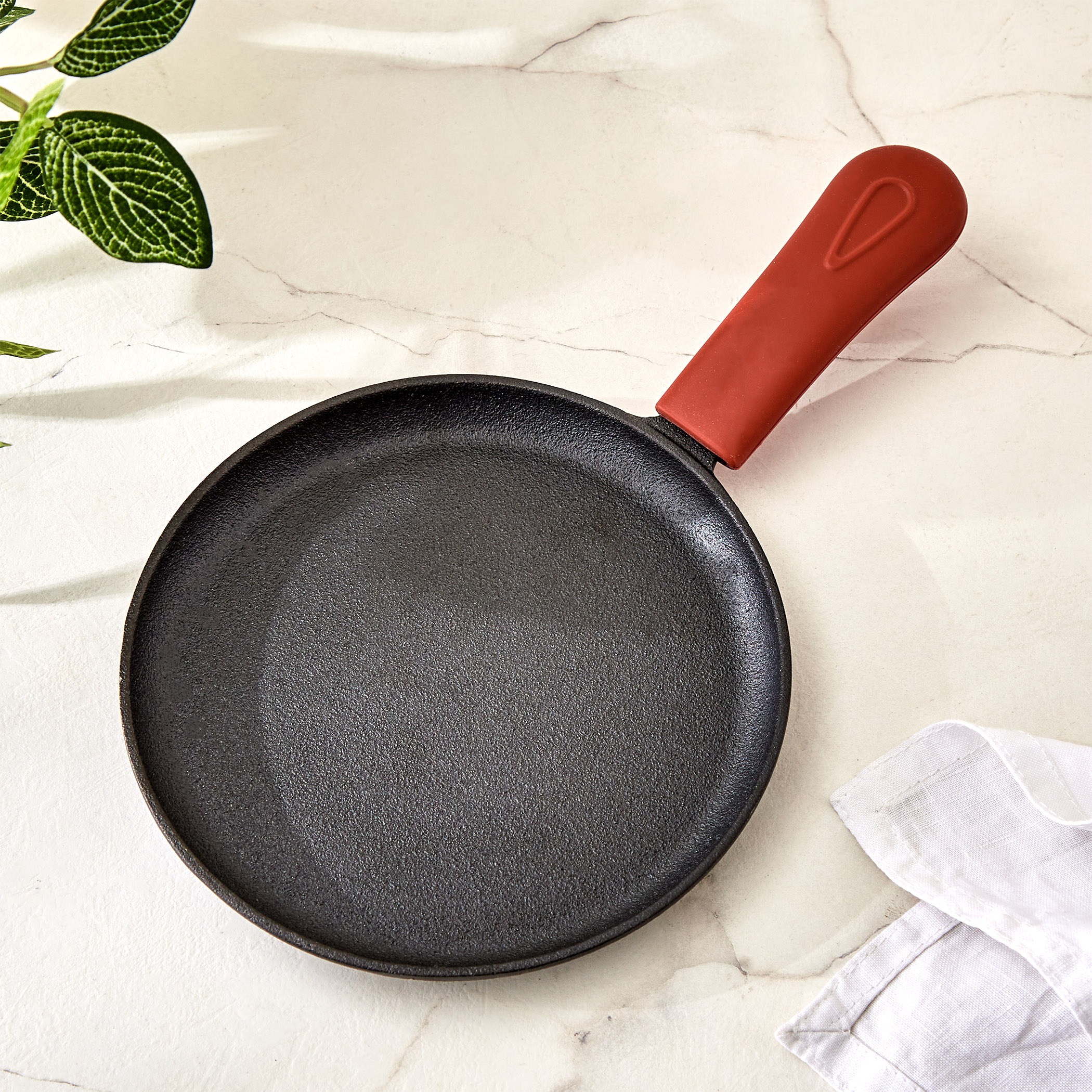 Terra Tales Sally Cast Iron Mini Crepe Pan - 16cm in Black