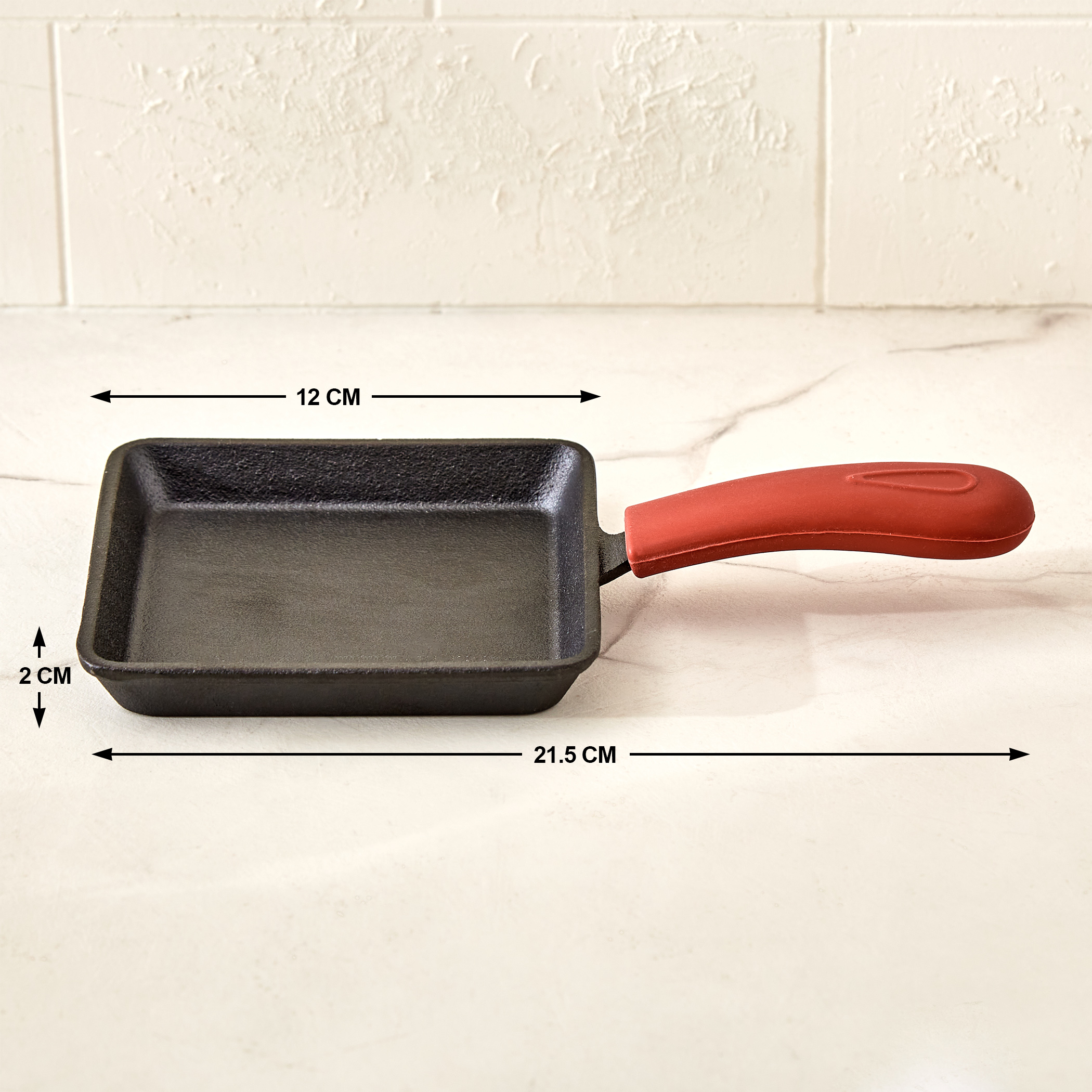 Terra Tales Sally Cast Iron Mini Frying Pan - 12cm in Black