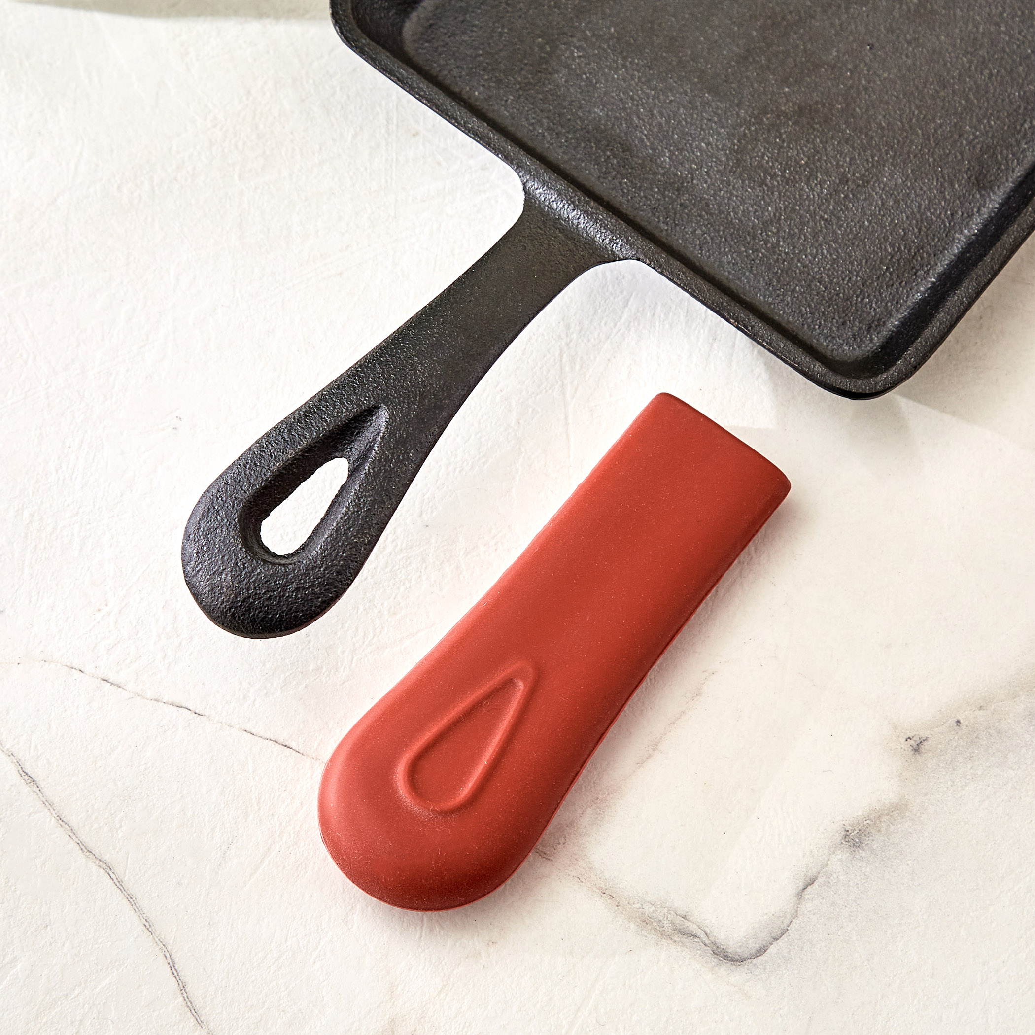 Terra Tales Sally Cast Iron Mini Frying Pan - 12cm in Black
