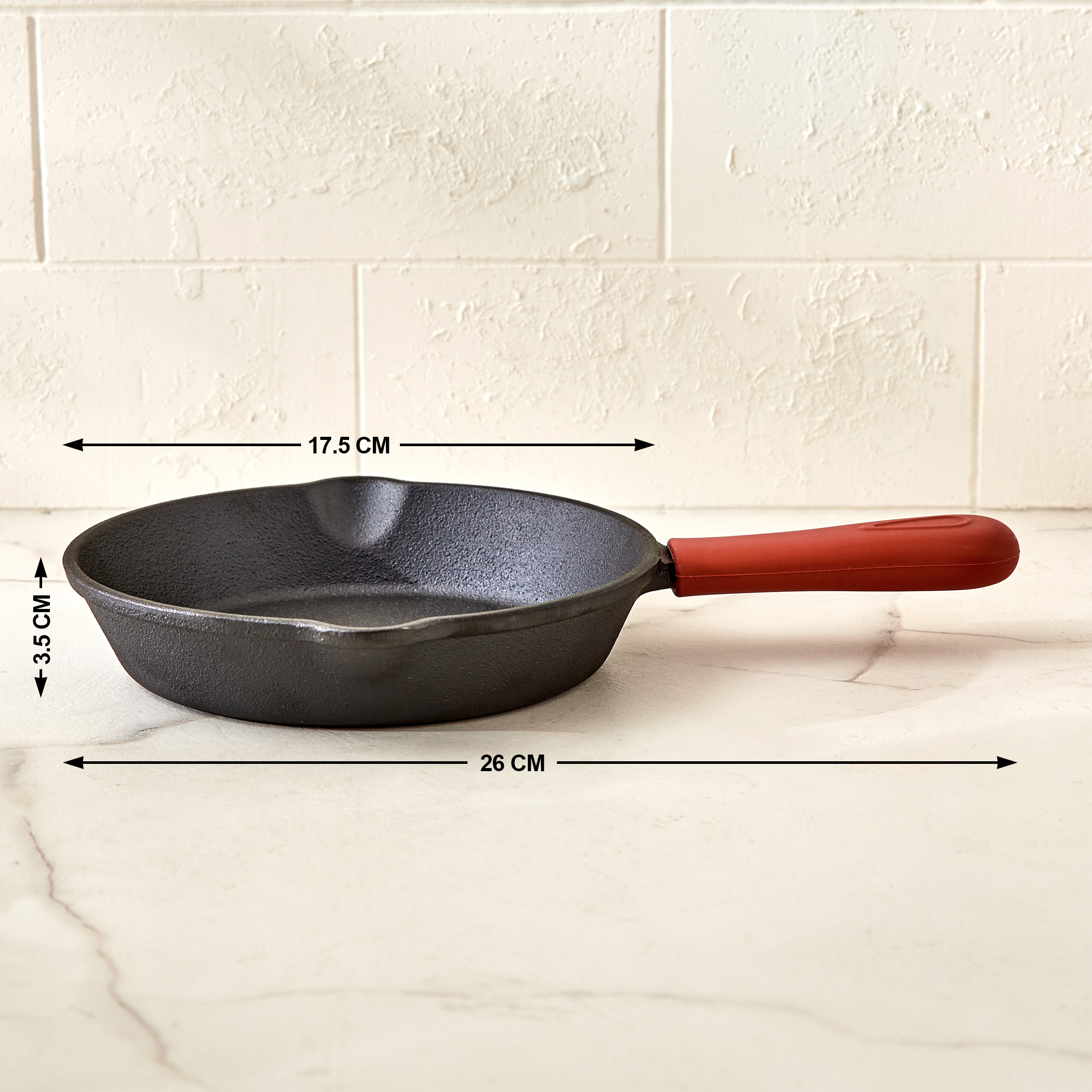 Terra Tales Sally Cast Iron Mini Fry Pan - 17.5cm in Black