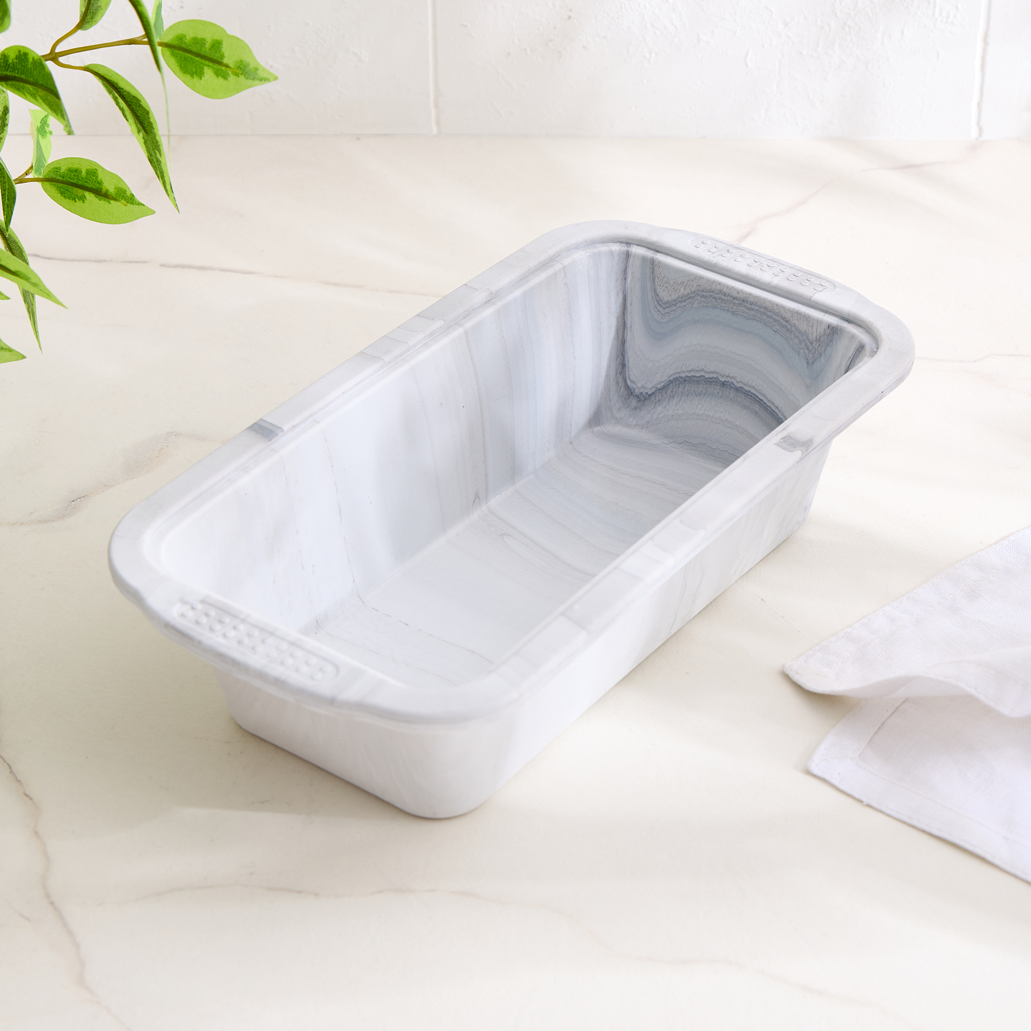 Bakers Pride Floura Silicone Loaf Pan in Grey