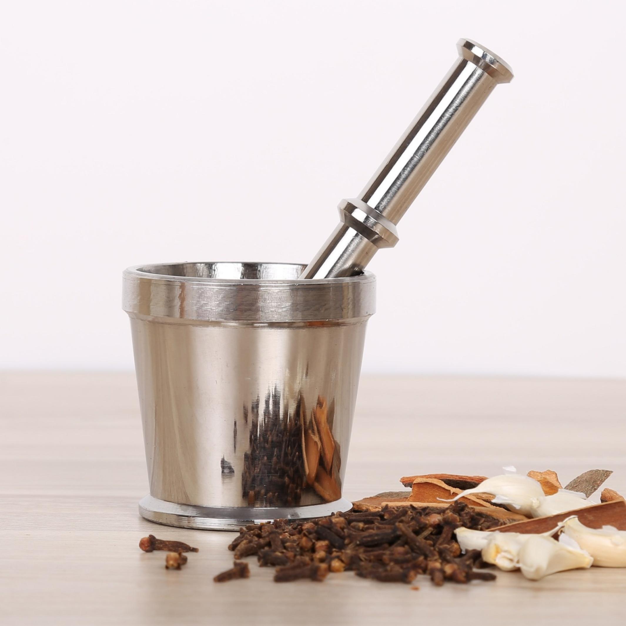 Glovia Stainless Steel Hand Grinding Mortar and Pestle Set in Silver