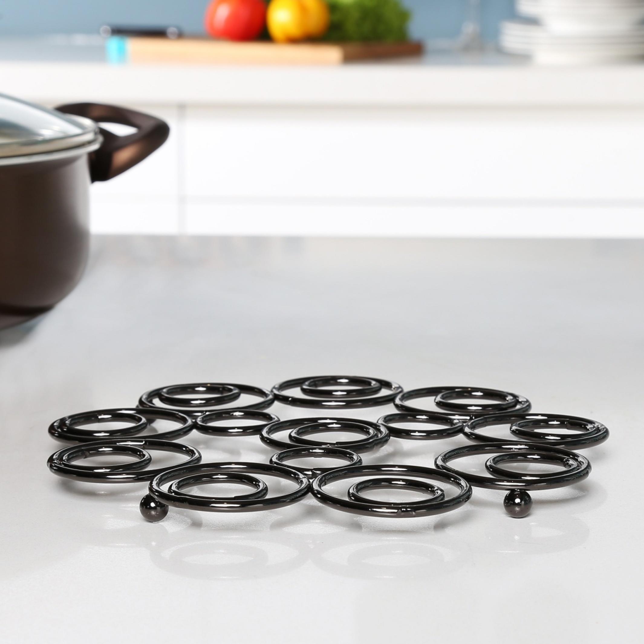 Gravel Solid Trivets - Stainless Steel -  Trivet - 20.5 cm x 20.5 cm x 1.5 cm - Black in Black