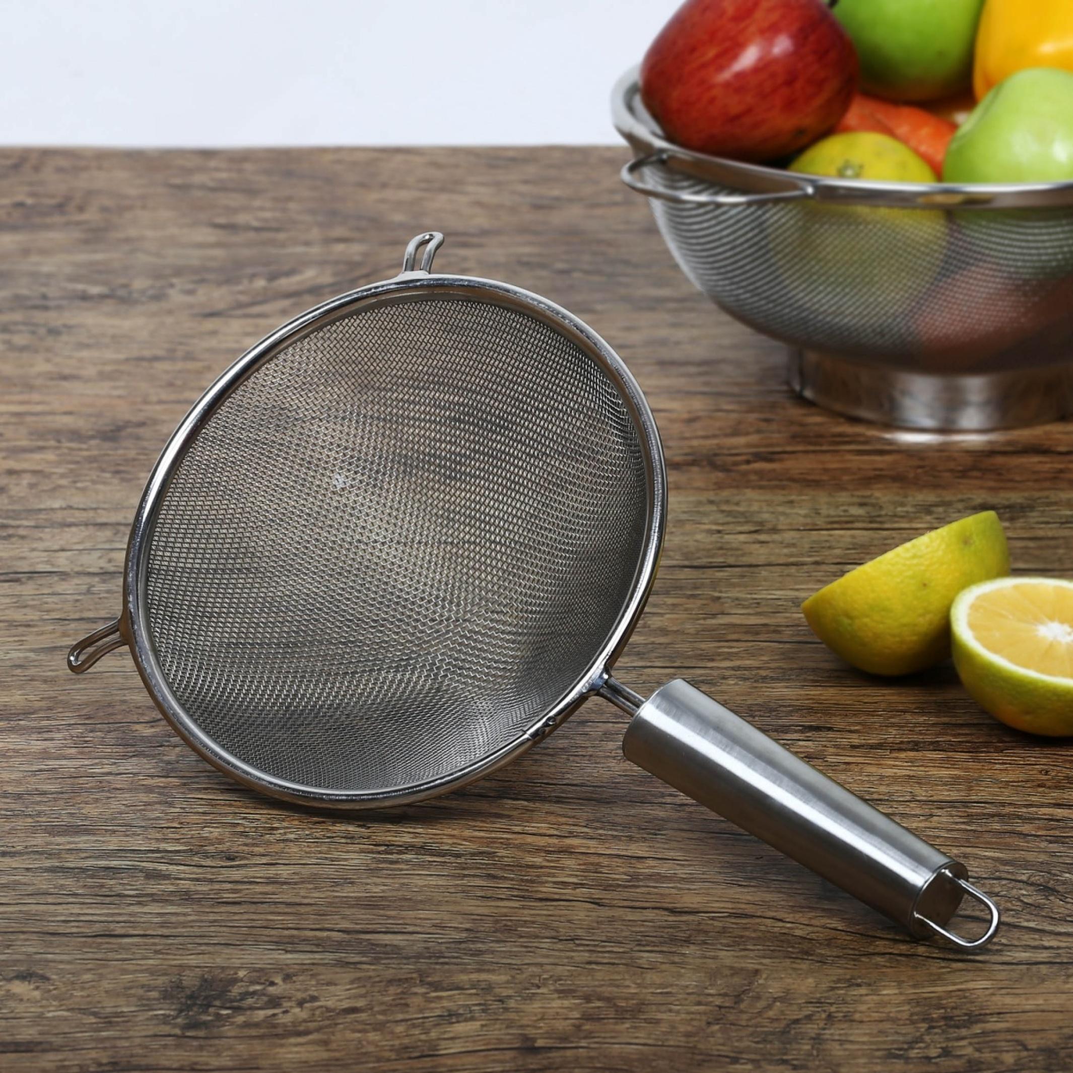 Ferrit Stainless Steel Soup Strainer in Silver
