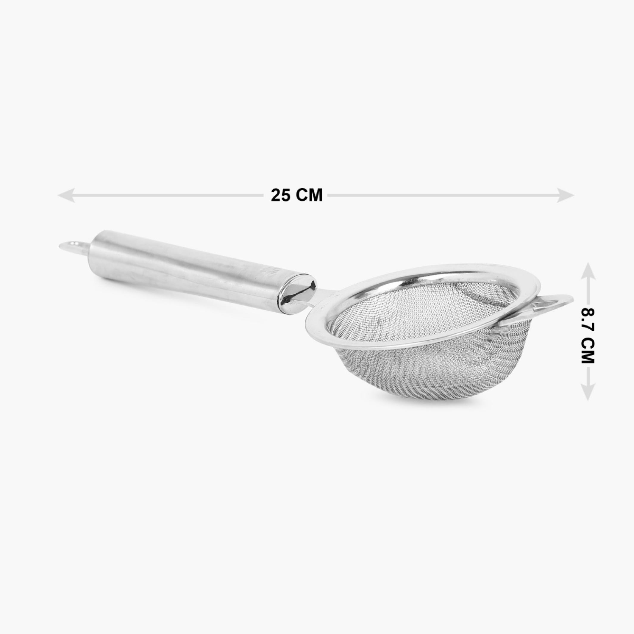 Ferrit Stainless Steel Tea Strainer in Silver