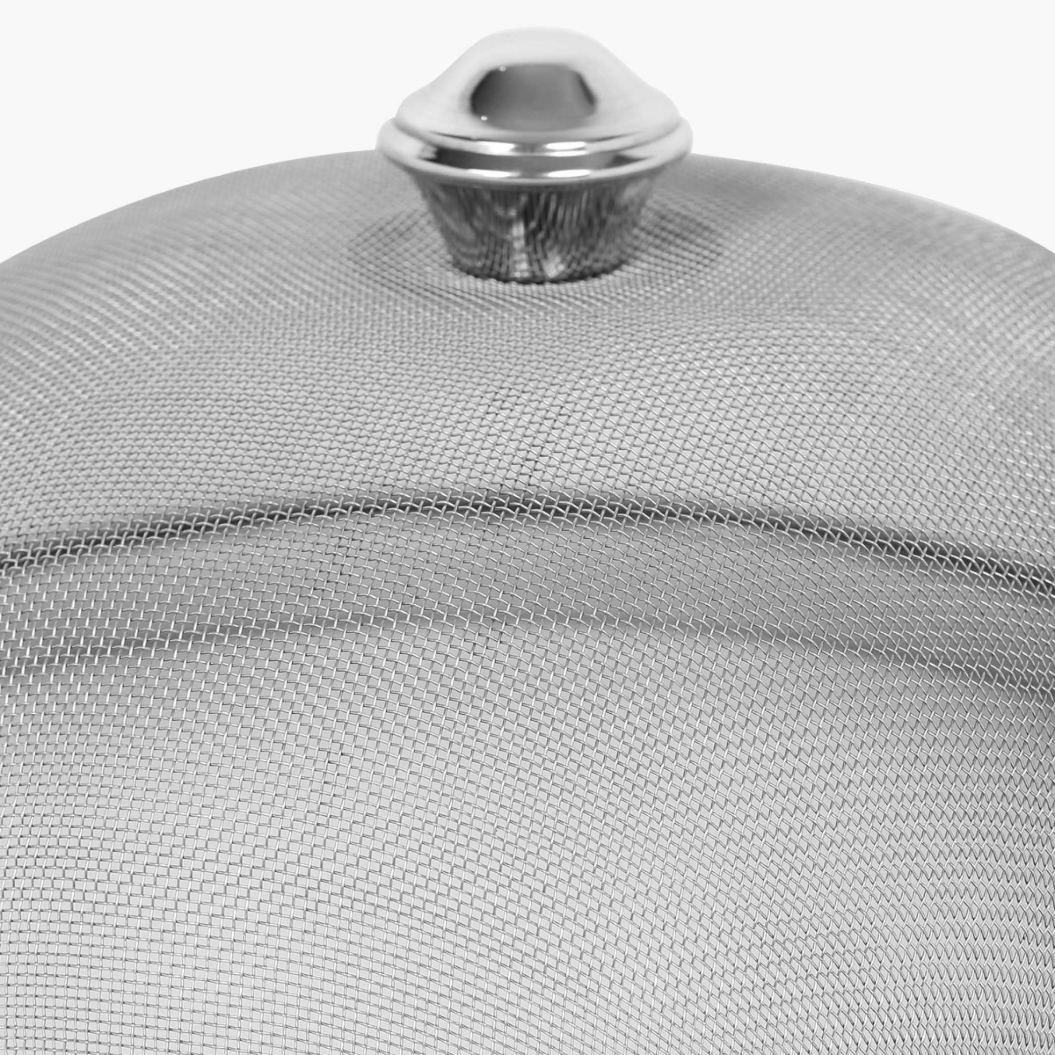 Ferrit Stainless Steel Dish Cover in Silver