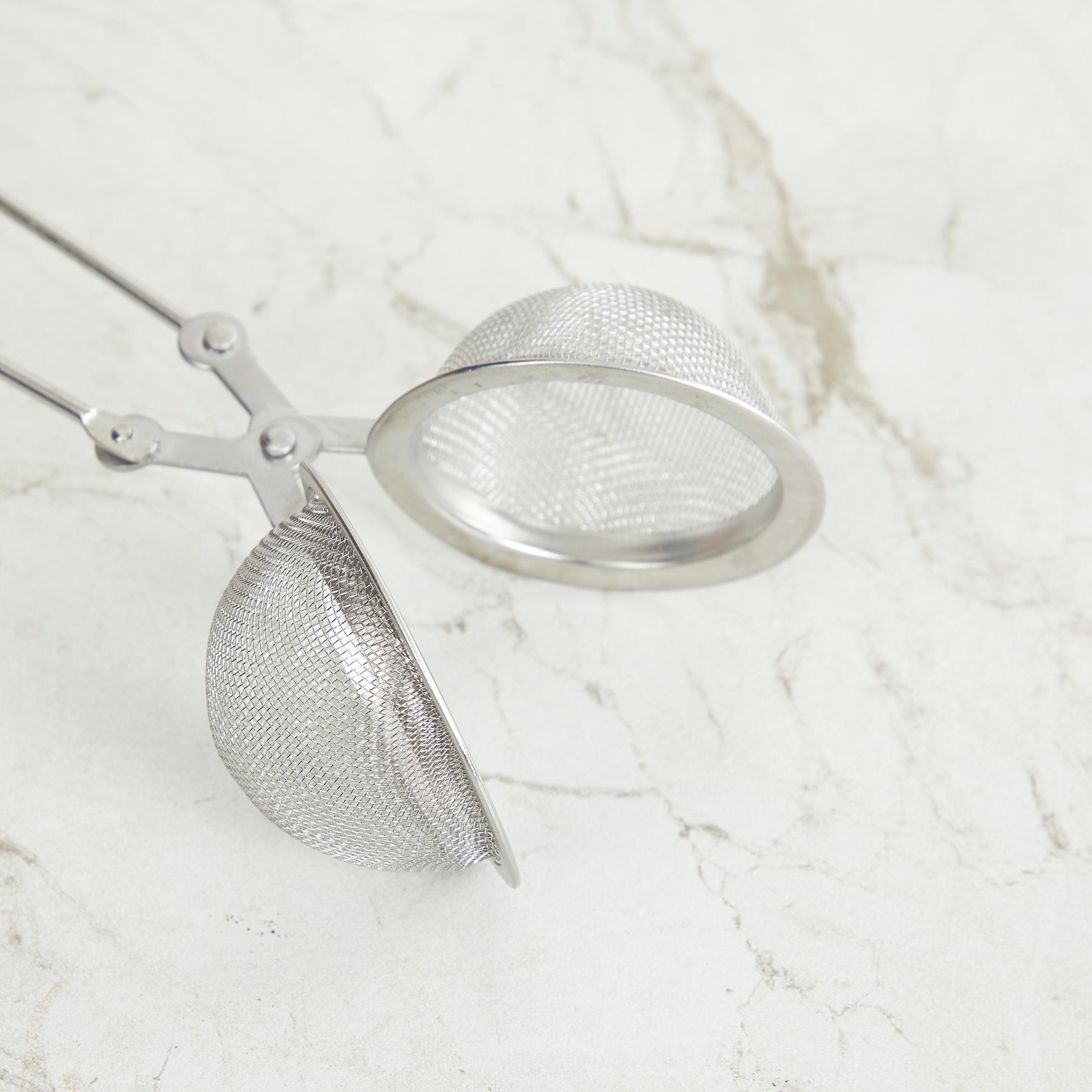 Ferrit Stainless Steel Tea Infuser in Silver