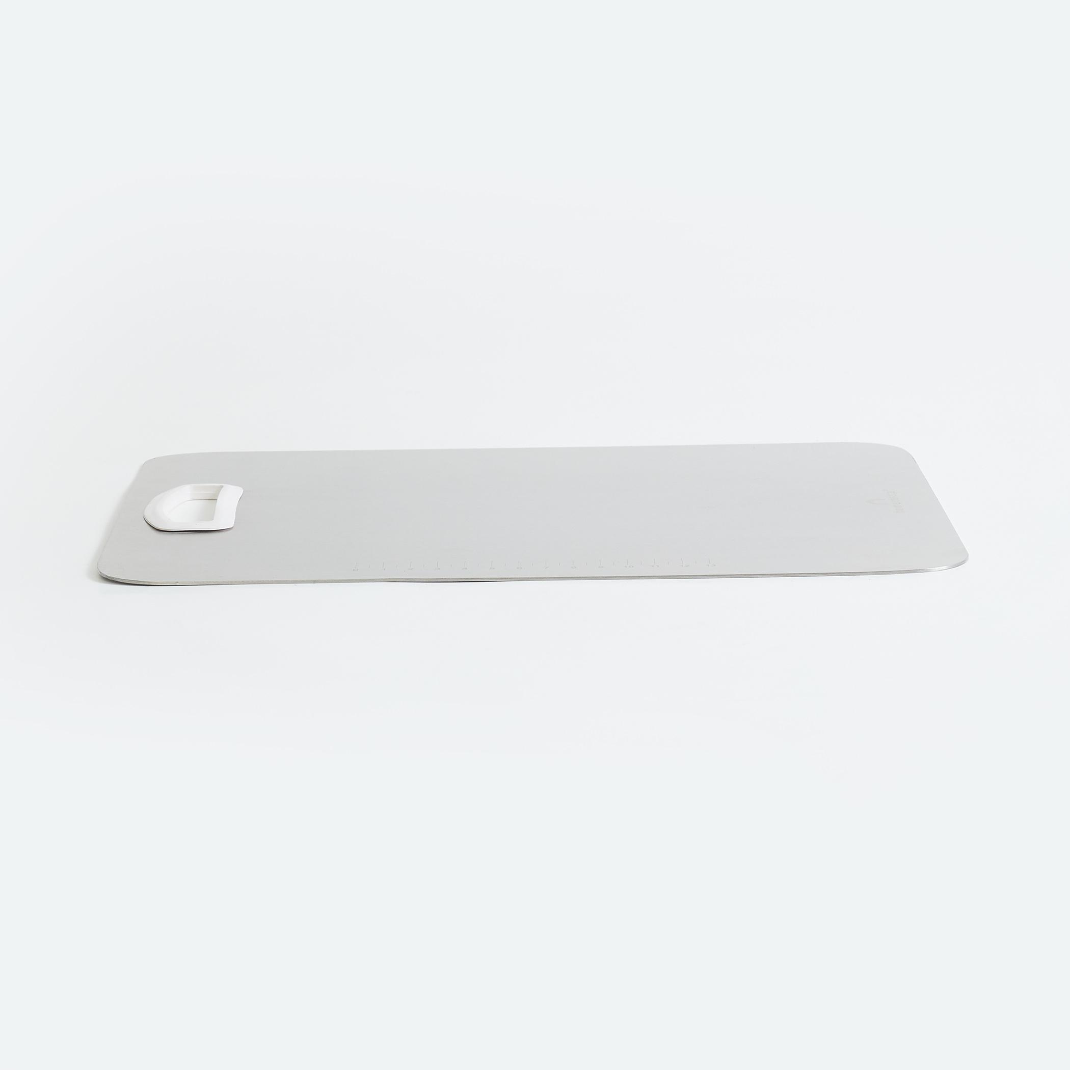 Valeria Steel Chopping Board in Silver