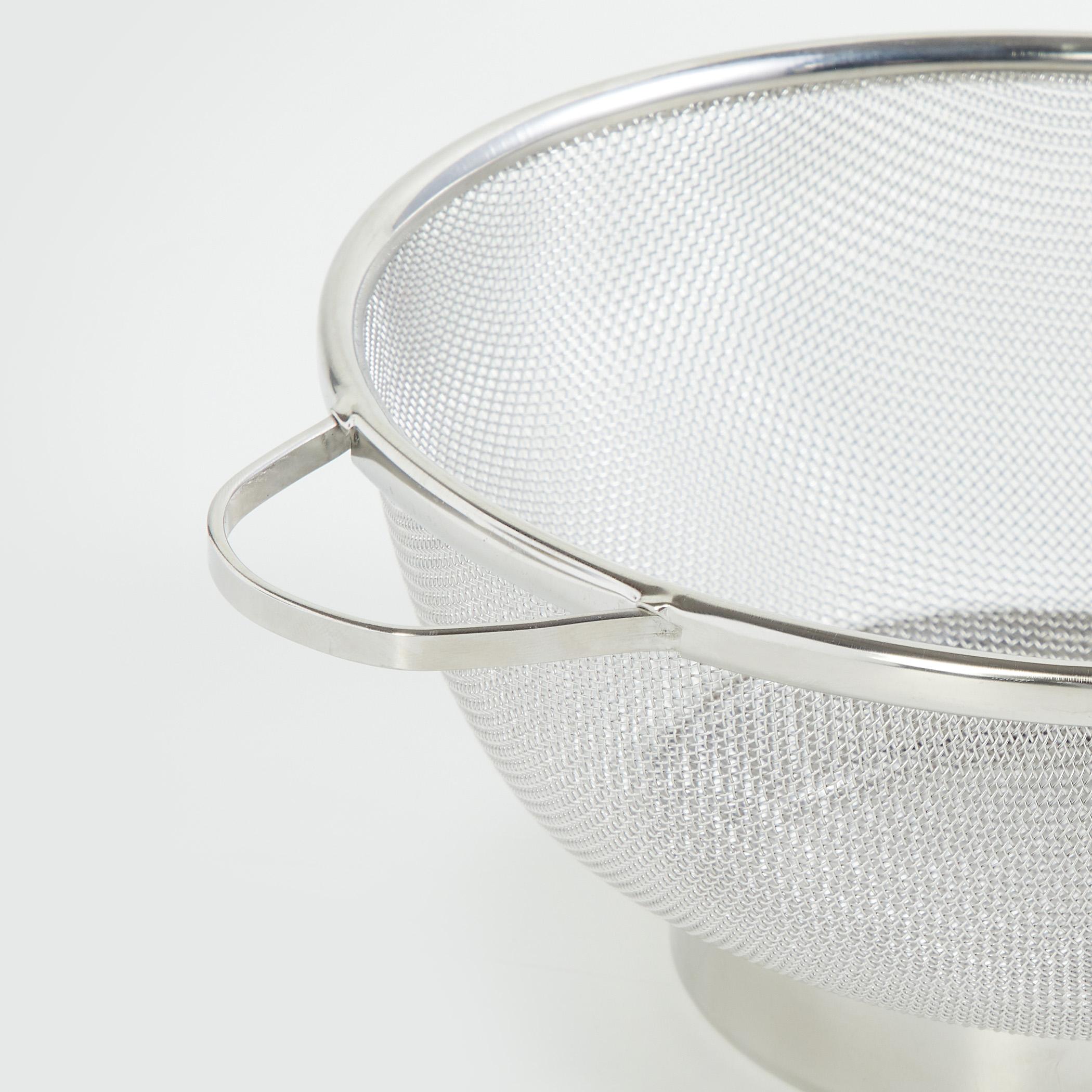Ferrit Stainless Steel Colander Basket in Silver