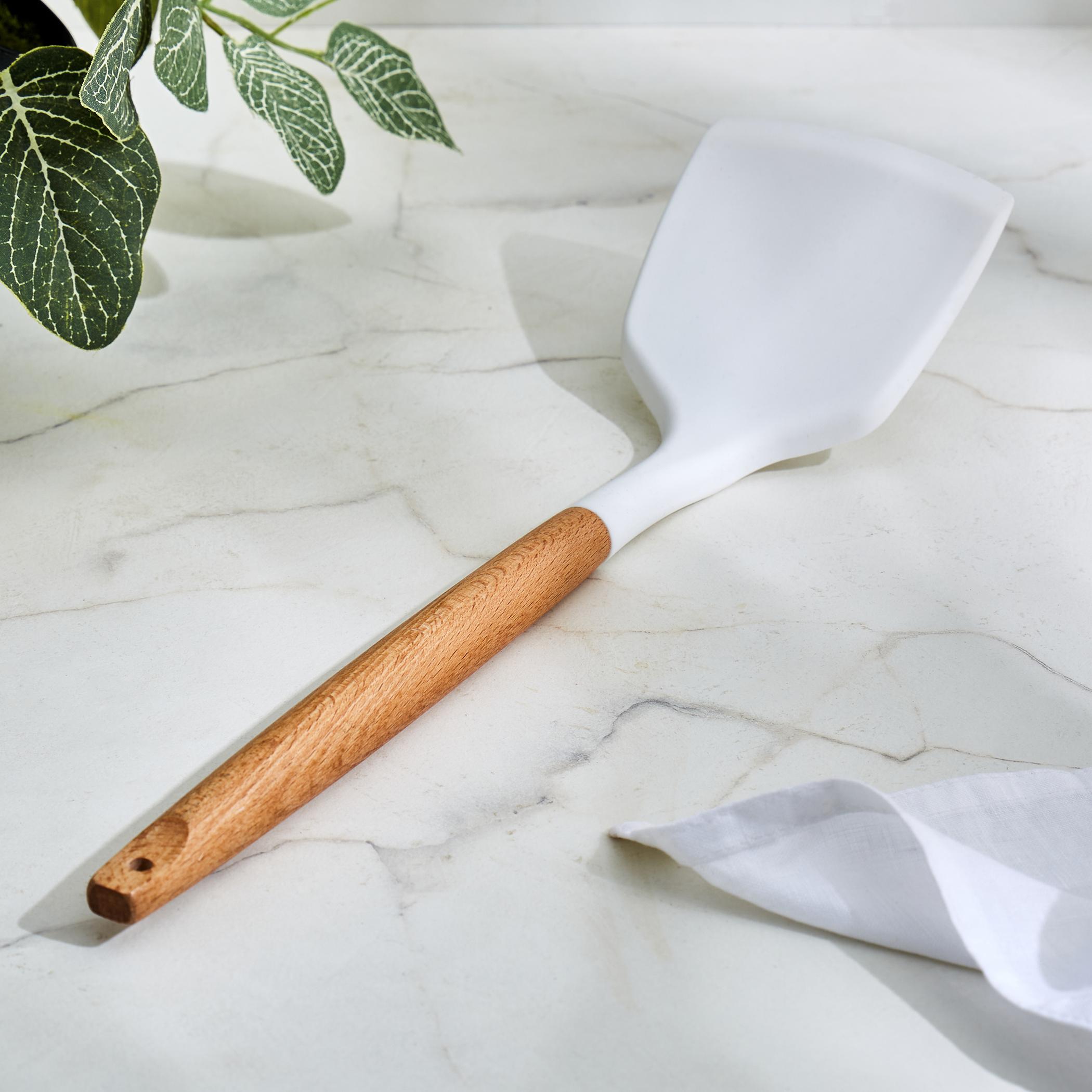 Marshmallow Aruba Silicone Turner with Wooden Handle in White