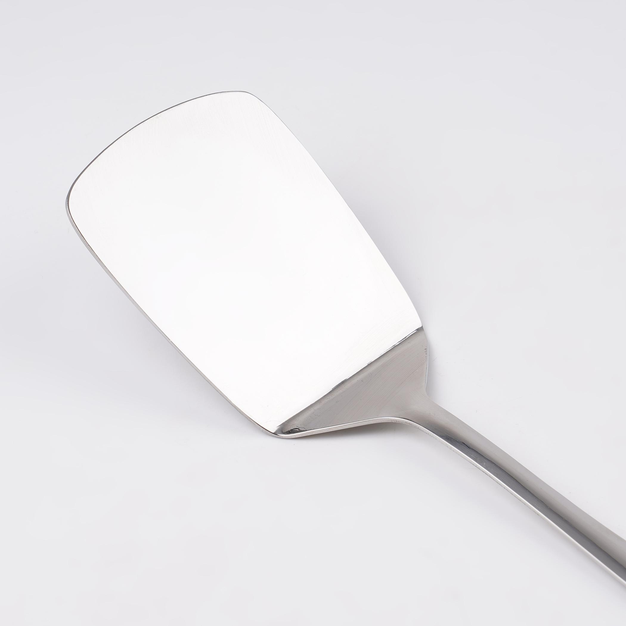 Glister Rosemary Stainless Steel Turner in Silver