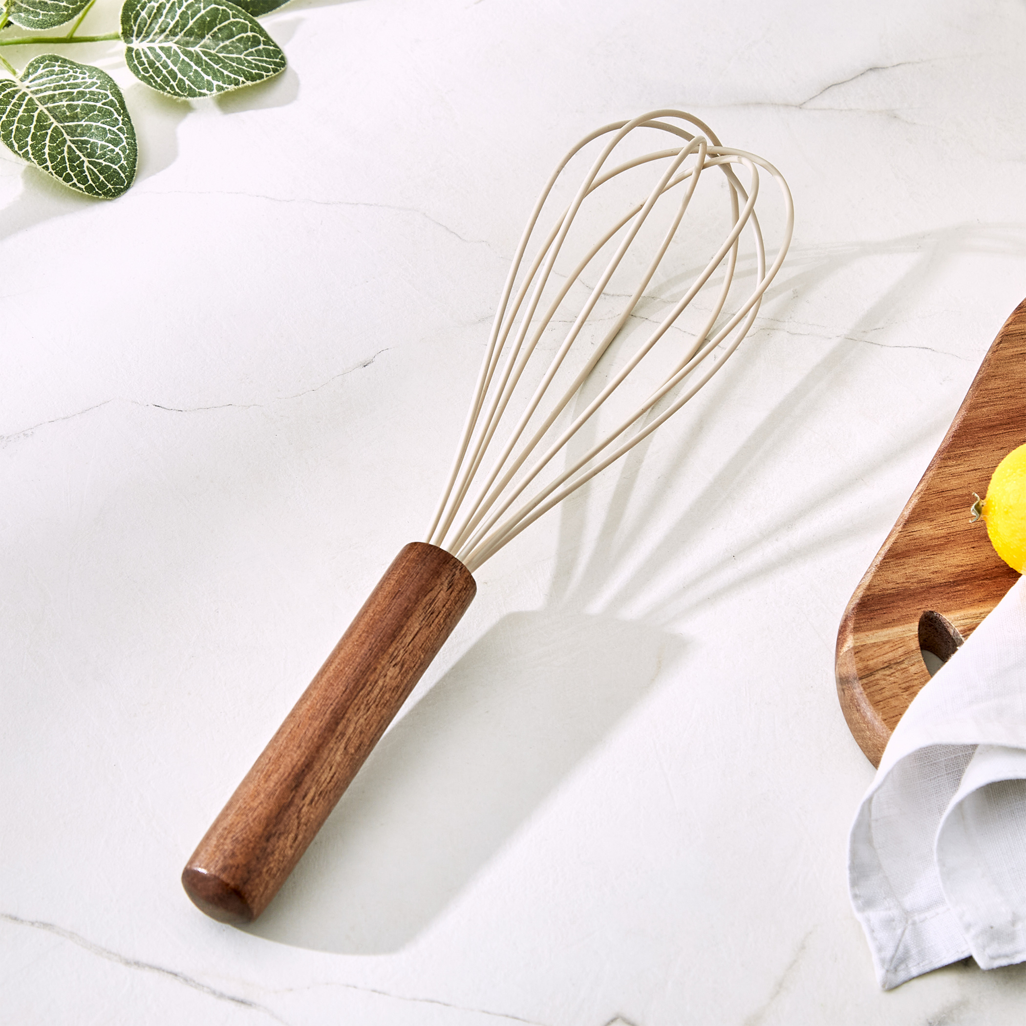 Chefs Pride Zeta Silicone Whisk with Acacia Wood Handle in Cream