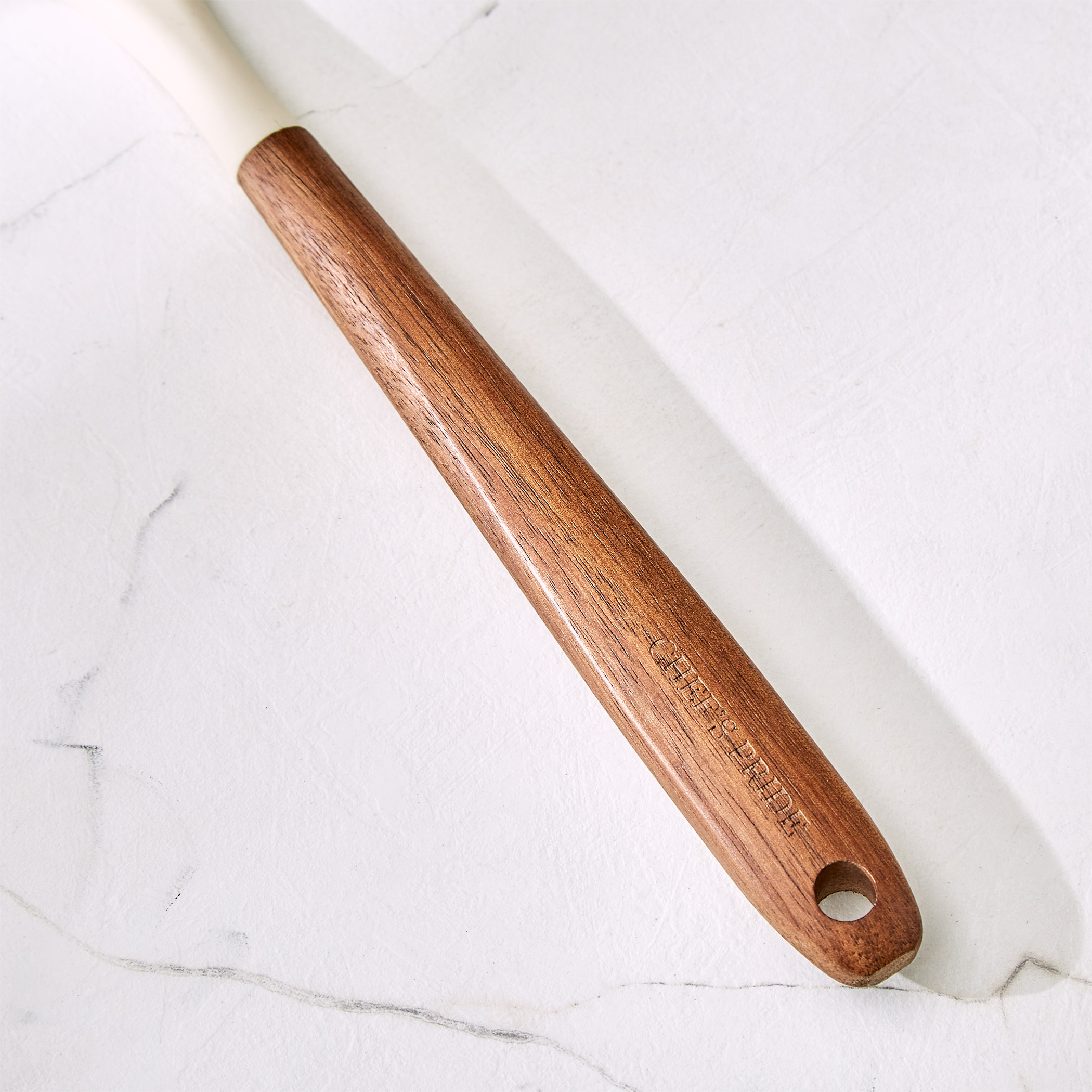 Chefs Pride Zeta Silicone Turner with Acacia Wood Handle in Cream