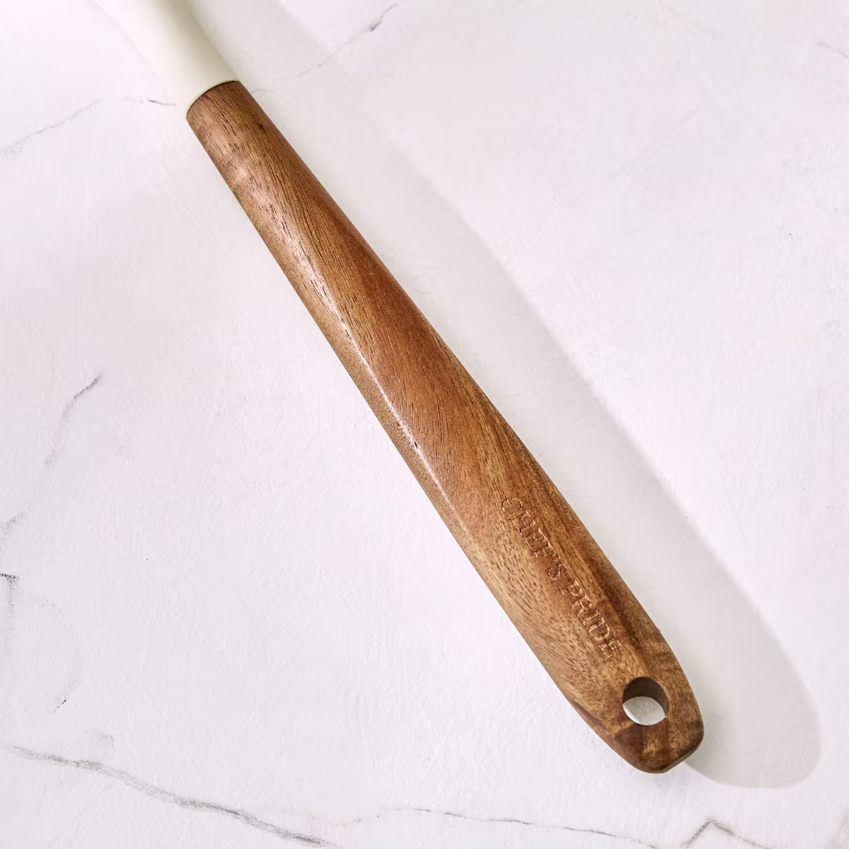 Chefs Pride Zeta Silicone Ladle with Wooden Handle in Cream