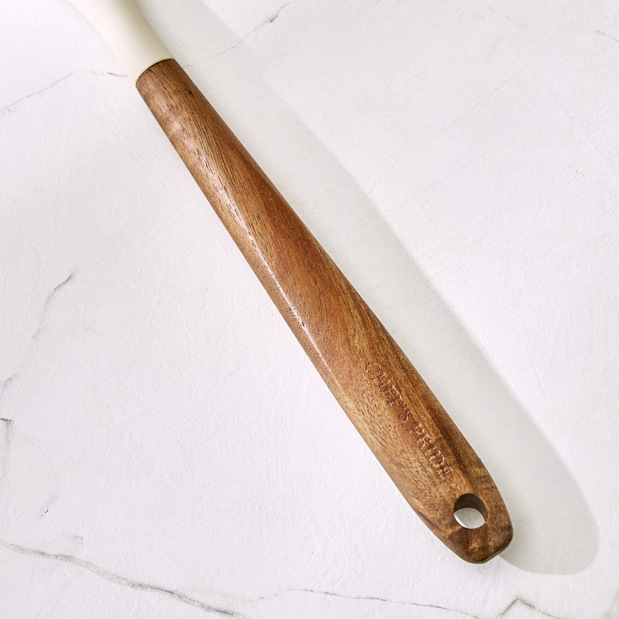 Chefs Pride Zeta Silicone Ladle with Wooden Handle in Cream