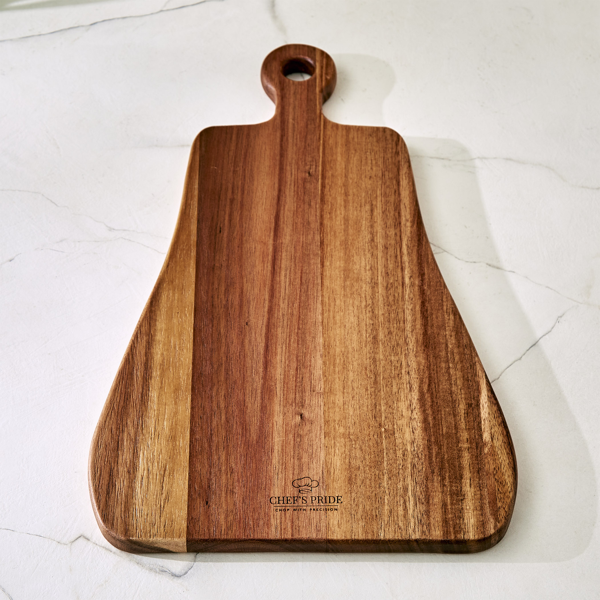 Chefs Pride Marion Acacia Wood Chopping Board with Handle in Brown