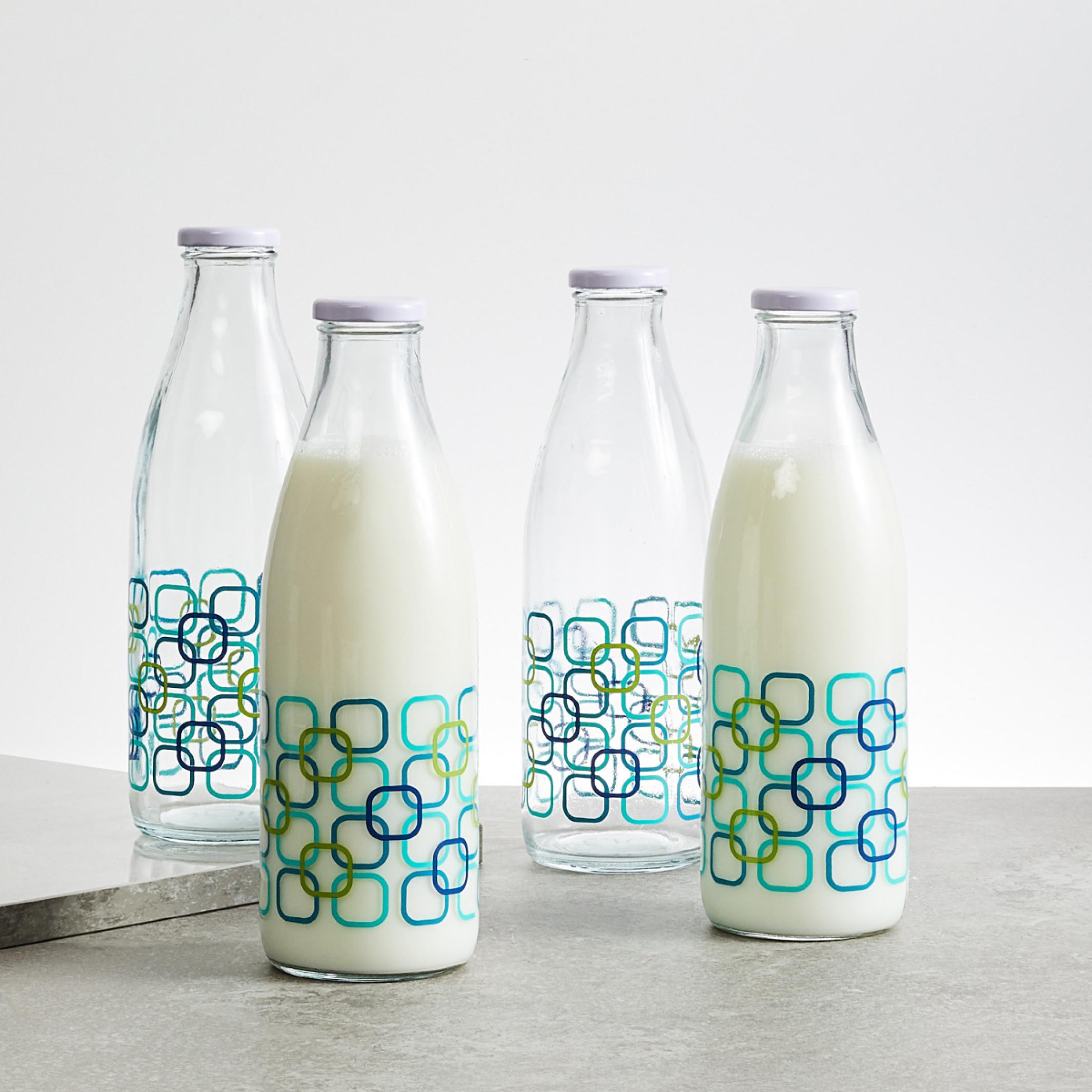 Marley Set of 4 Glass Milk Bottles - 1L in Transparent