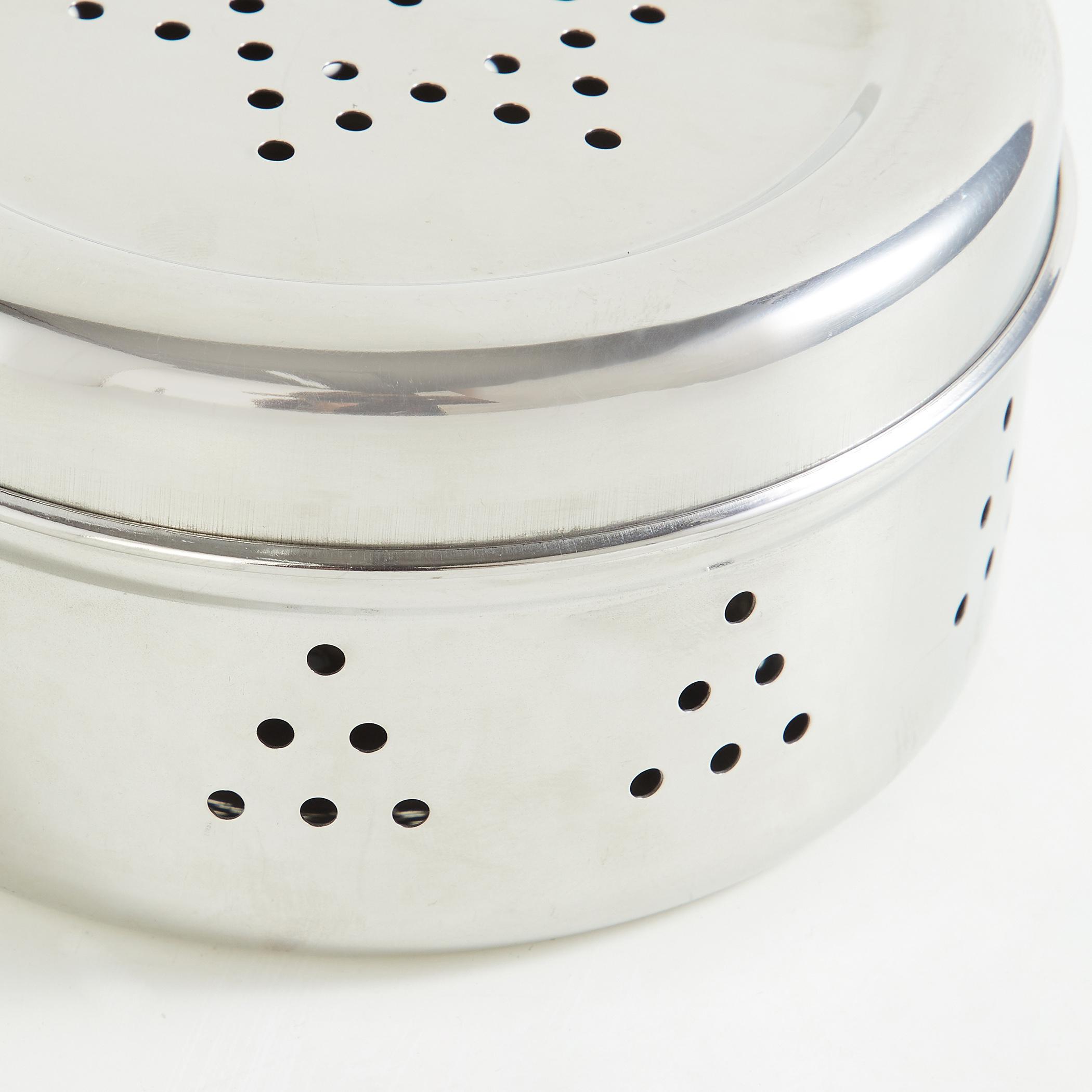 Glovia Stainless Steel Coriander Box with Grater in Silver